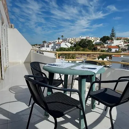 Carvoeiro Beach And Pool Apartamento *