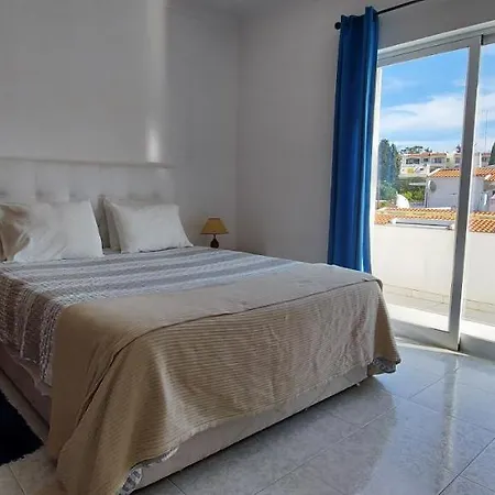 Carvoeiro Beach And Pool Апартаменты Карвоейру