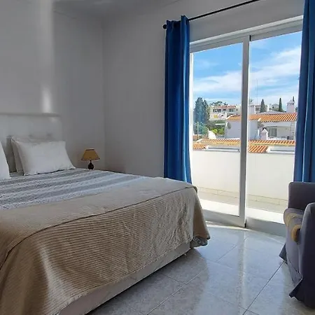 Апартаменты Carvoeiro Beach And Pool Карвоейру