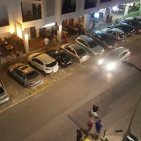 Carvoeiro Beach And Pool * Carvoeiro (Lagoa)