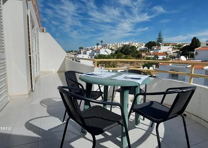 Carvoeiro Beach And Pool Apartamento *